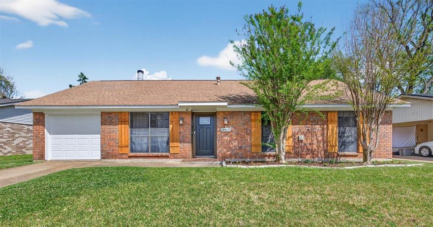 Charming 3-bedroom, 2-bath home located in desirable South Bossier! This well-maintained property features two spacious living areas, offering plenty of room to relax, entertain, or create a home office or playroom. The kitchen flows easily into the main living space, making everyday living comfortable and functional.
Enjoy the convenience of an attached garage and step outside to a large backyard with plenty of space for outdoor gatherings, pets, gardening, or future additions. 
With a great layout and a fantastic South Bossier location close to schools, shopping, and dining, this home offers both comfort and convenience.
Schedule your showing today!