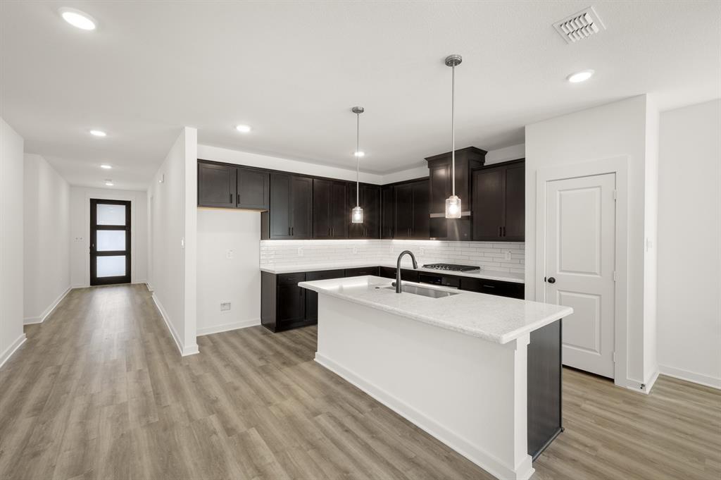 Country Hollow - Residential