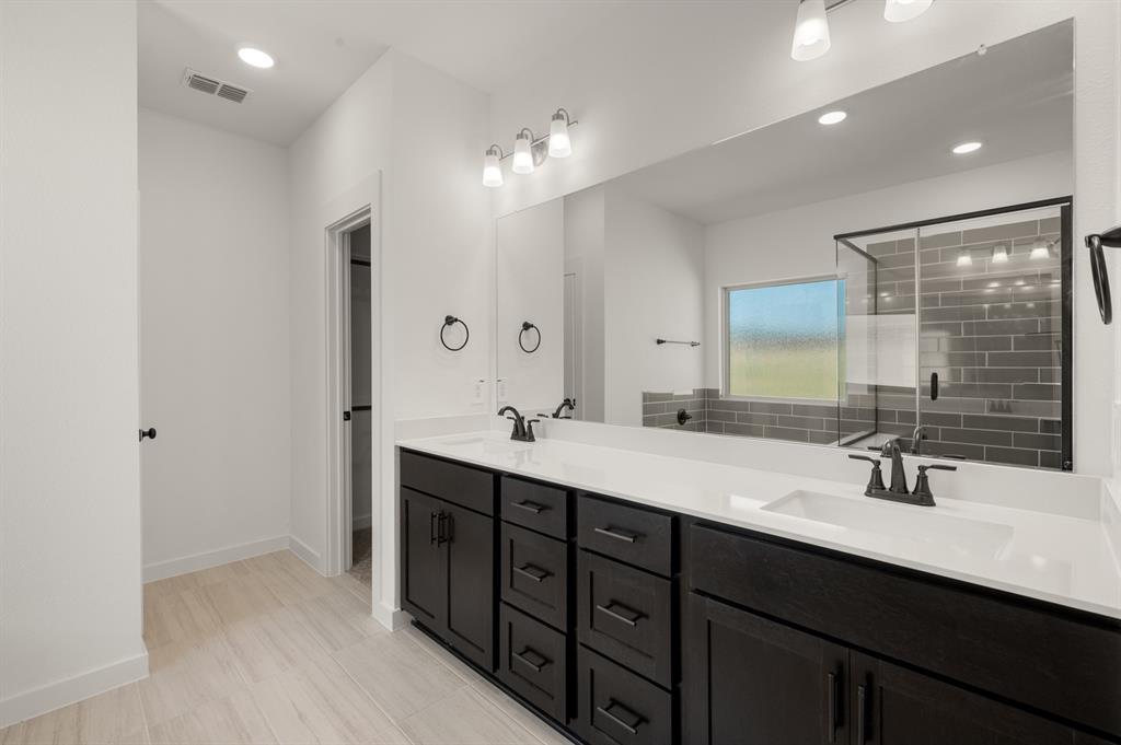 Country Hollow - Residential