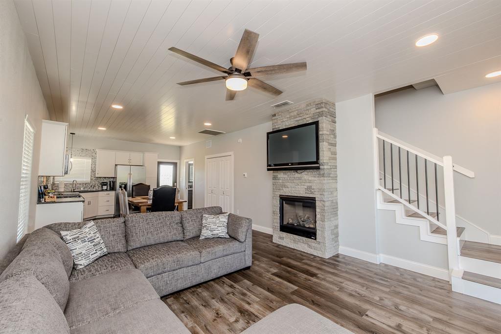 Peninsula - Residential