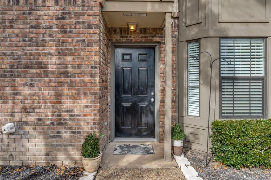 Stunning, fully REMODELED 2-bedroom, 2.5-bath condo with a 2-car garage in a prime Dallas location. This beautifully updated residence features brand-new flooring throughout, granite countertops, breakfast bar, modern lighting, new windows and doors, and all-new appliances. Every bathroom has been completely remodeled with stylish, contemporary finishes. The thoughtfully re-designed living space includes the removal of the fireplace to create a more open, spacious layout—perfect for modern living and entertaining. A short 50 yard walk to White Rock Trail, this home is ideally located just minutes from Topgolf, Greenville Avenue, and Downtown Dallas as well. This home offers unbeatable access to dining, shopping, recreation, and major highways. Whether you’re looking for a turnkey personal residence or a strong investment opportunity, this property has a proven rental history and is positioned in one of Dallas’s most desirable and convenient areas. Move-in ready, low maintenance, and perfectly located—this is urban living at its best.