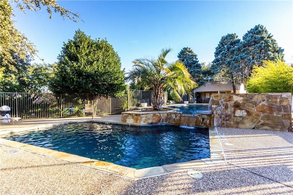 Springstead Condos - Residential