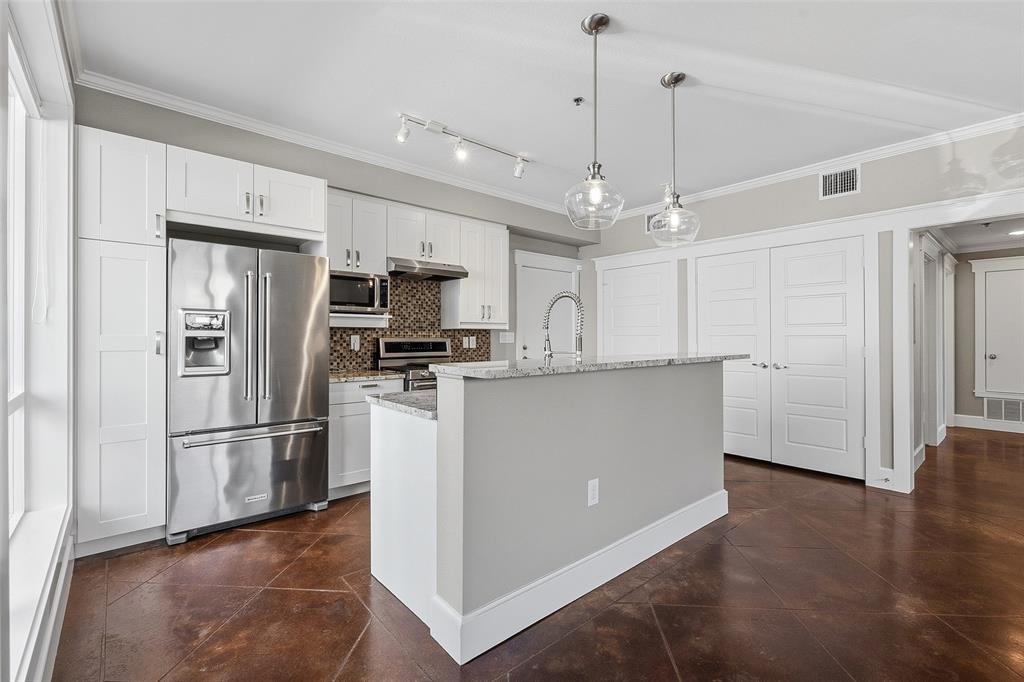 Magnolia-May Street Condos - Residential