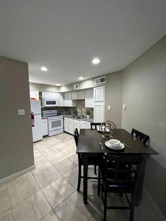 Richland Trace Condos - Residential