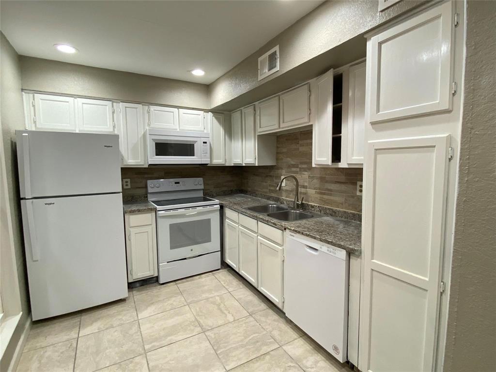 Richland Trace Condos - Residential