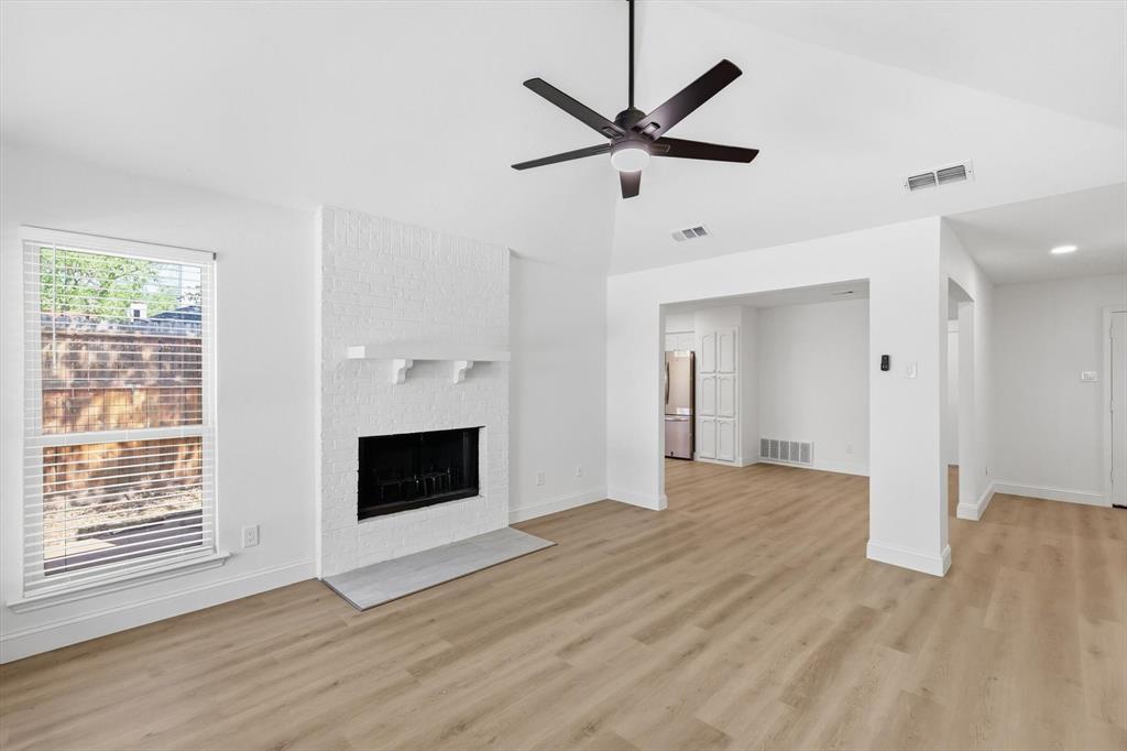 1140 W Hills Terrace