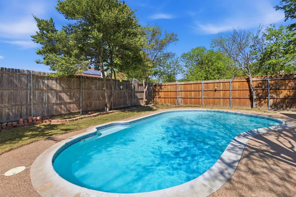 1140 W Hills Terrace