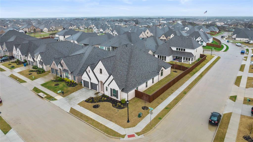 3300 Honey Suckle Lane