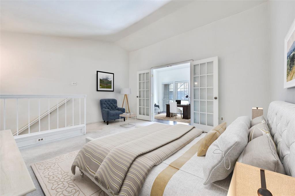 Glen Oaks Twnhms Condo - Residential