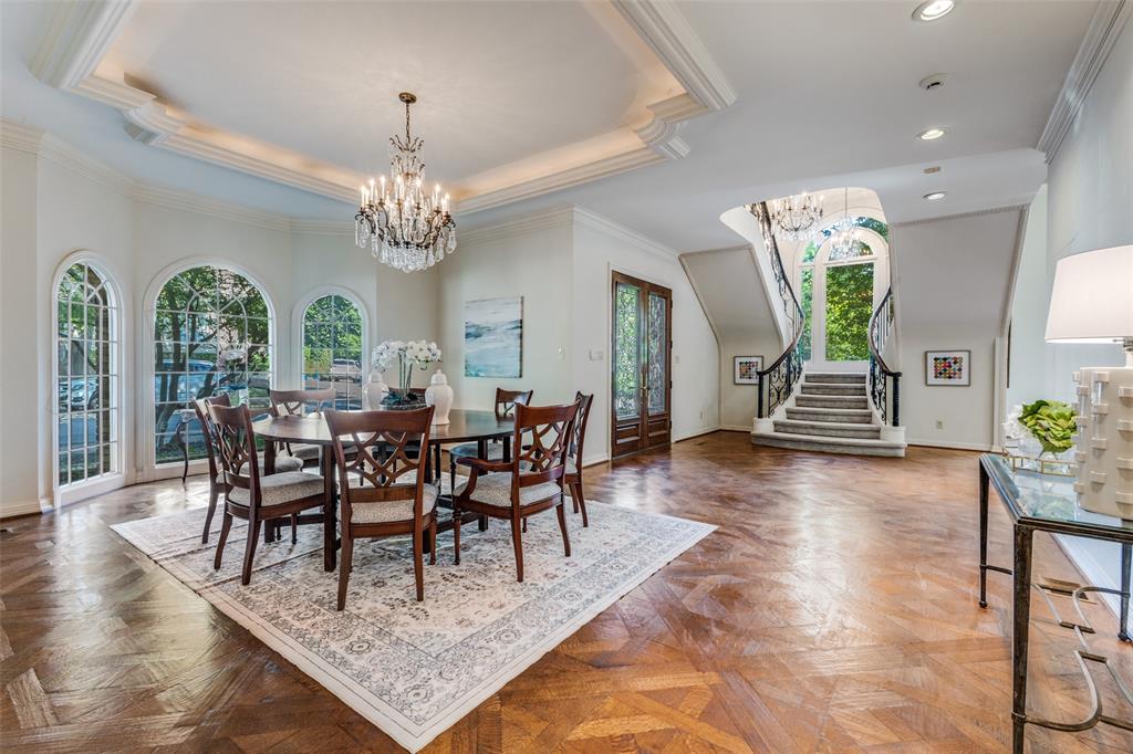 7740 Glen Albens Circle