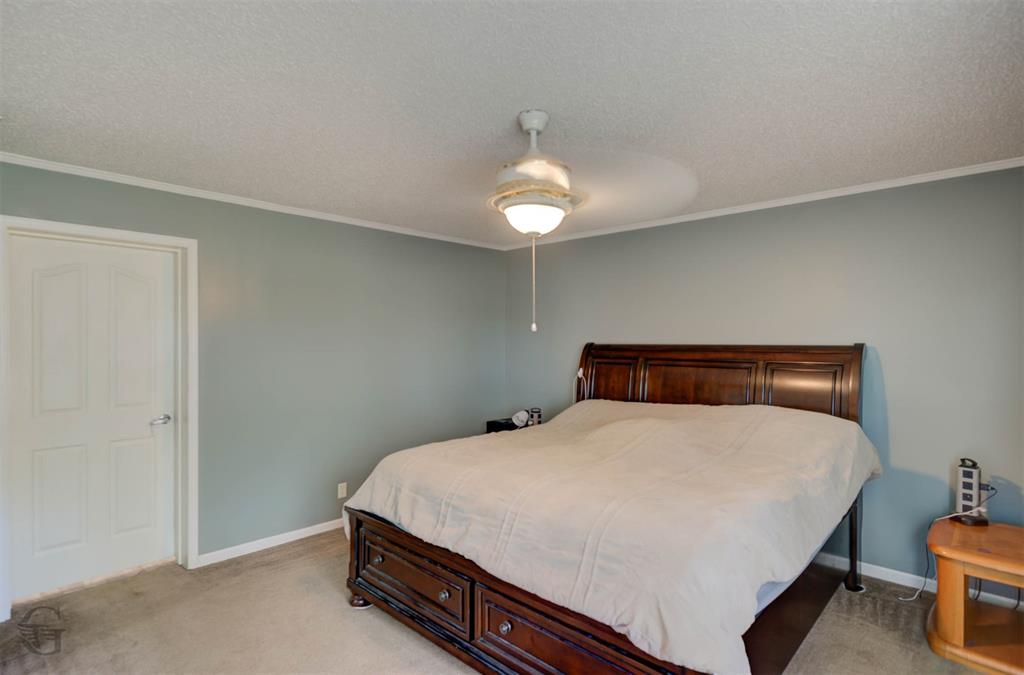 WOOLWORTH - Residential