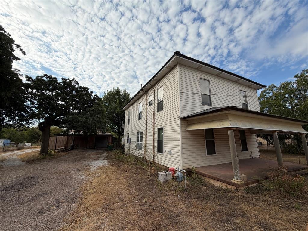 Photo of 108 W Tinsley Drive, Robinson, TX 76706 (MLS # 21403916)