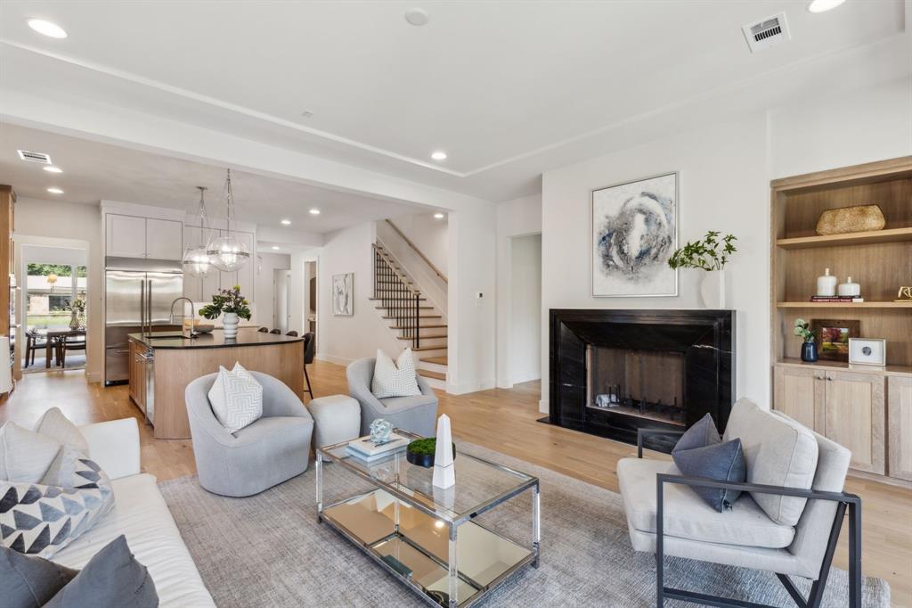 Lovers Lane Heights - Residential