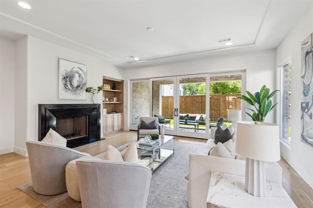 Lovers Lane Heights - Residential