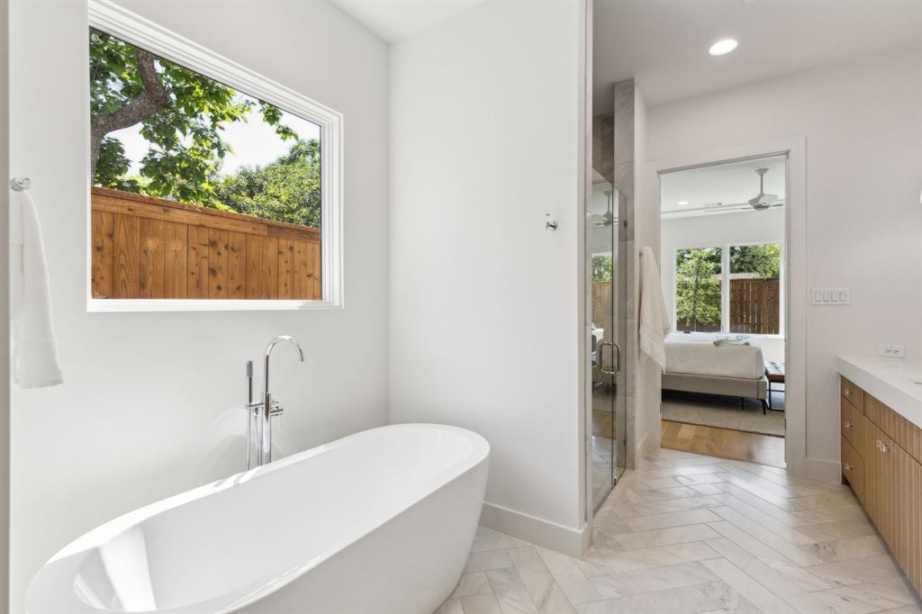 Lovers Lane Heights - Residential