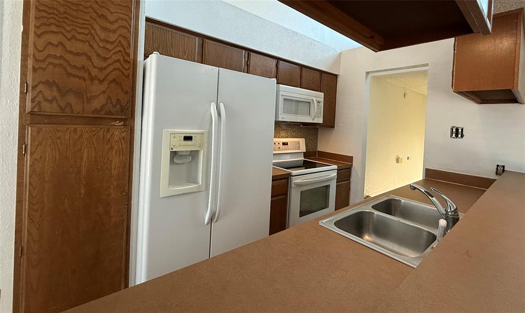 6723 Eastridge Drive 109