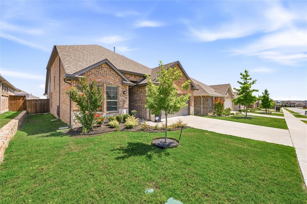 4727 Bluffview Drive