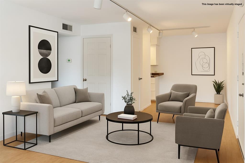 River Oaks Condos - Residential