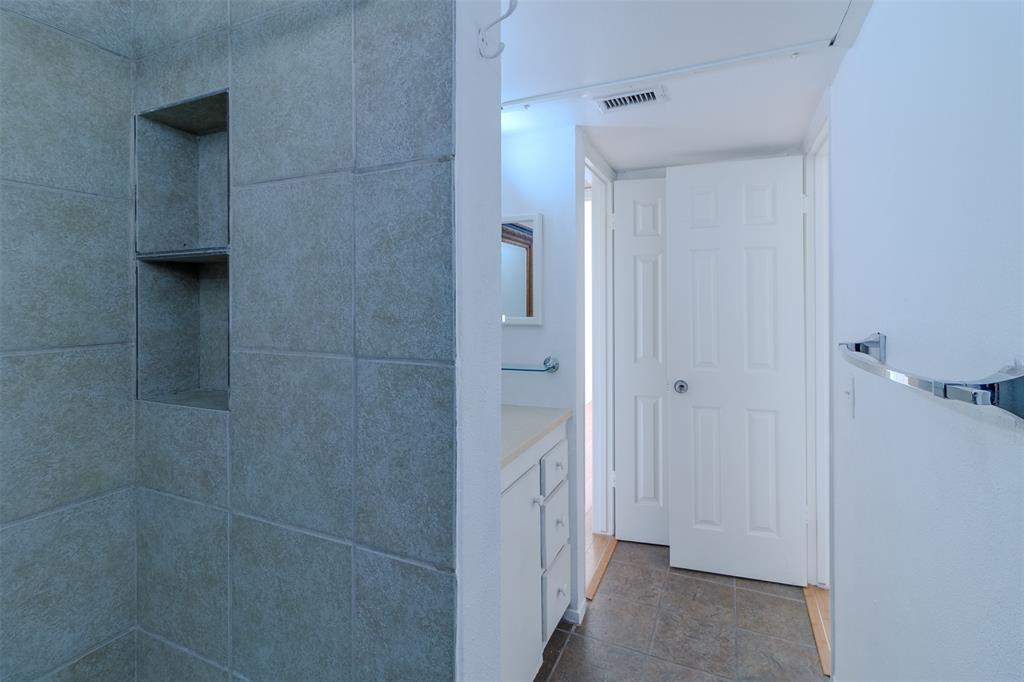 River Oaks Condos - Residential