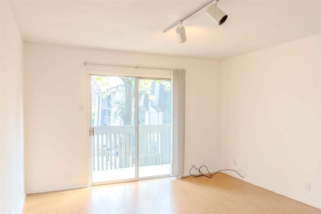 4859 Cedar Springs Road 234