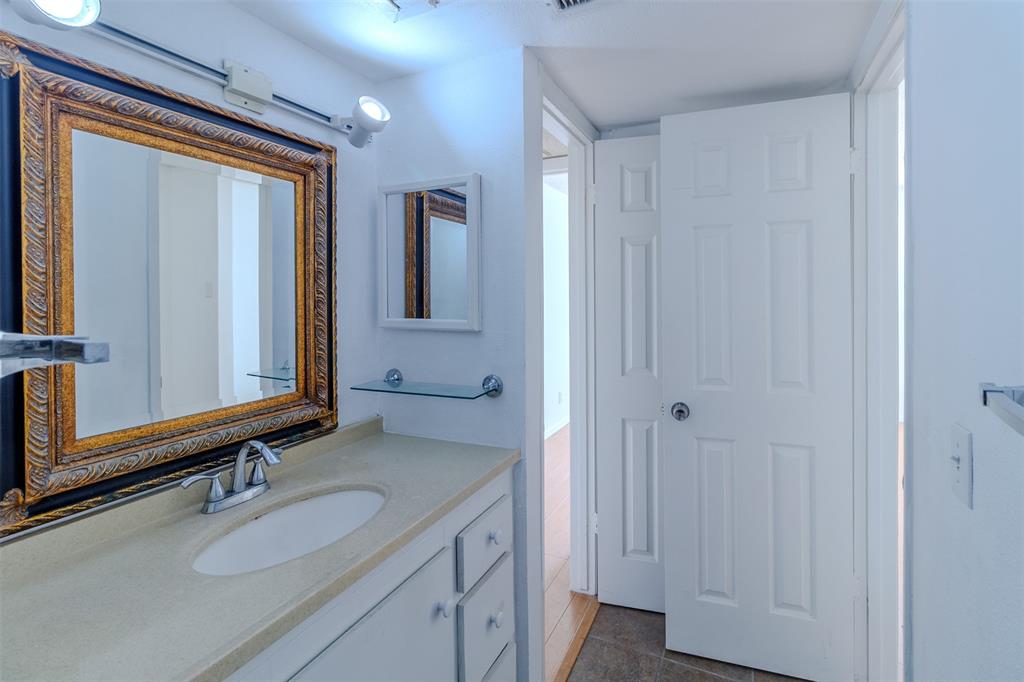 River Oaks Condos - Residential