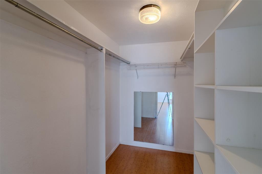 River Oaks Condos - Residential