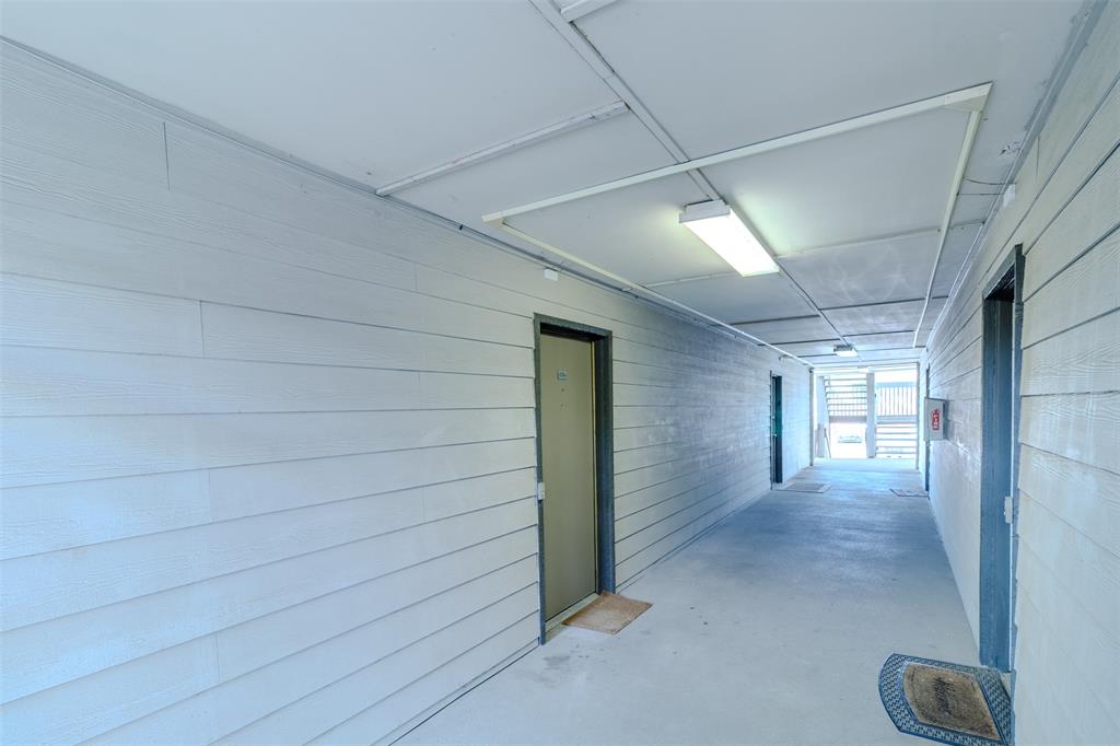 4859 Cedar Springs Road 234