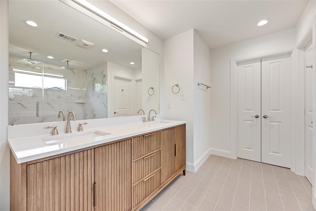 Robertson & Harris - Residential