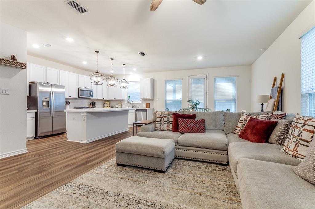 8744 Sleepy Daisy Drive