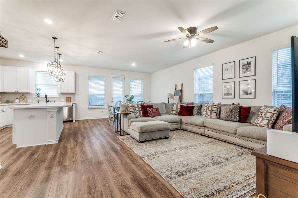 8744 Sleepy Daisy Drive