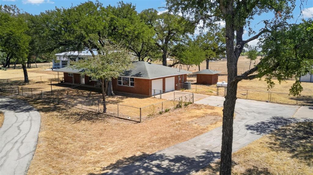 Photo of 161 Tomlinson Road #1 &amp; 3, Granbury, TX 76049 (MLS # 21375008)