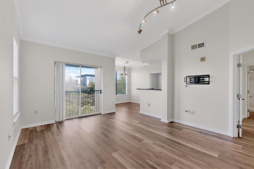 330 Las Colinas Boulevard E 418