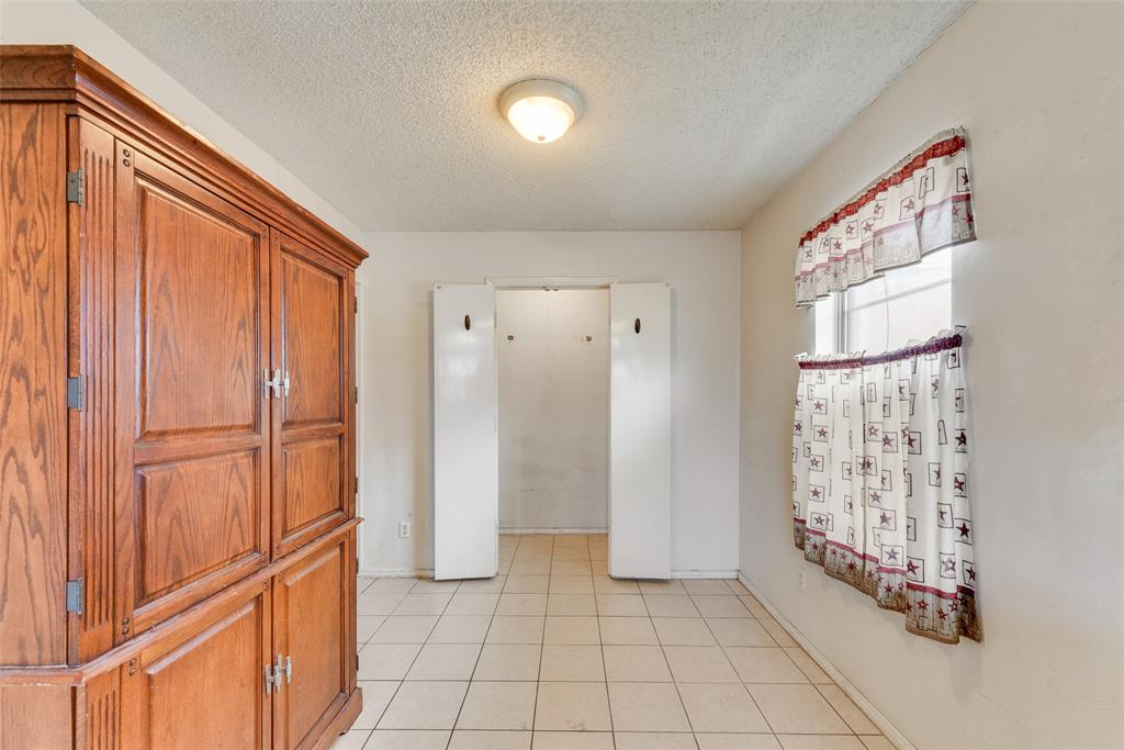 Village Green 01 - Residential