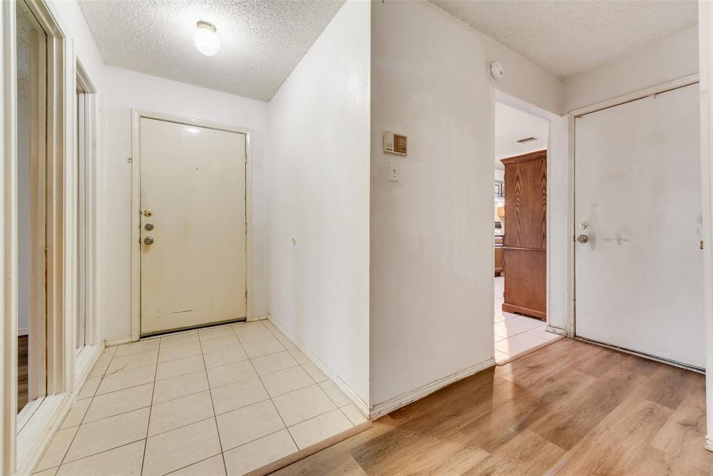 Village Green 01 - Residential