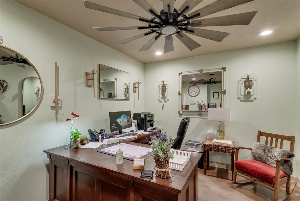 Highland Park - Commercial Sale