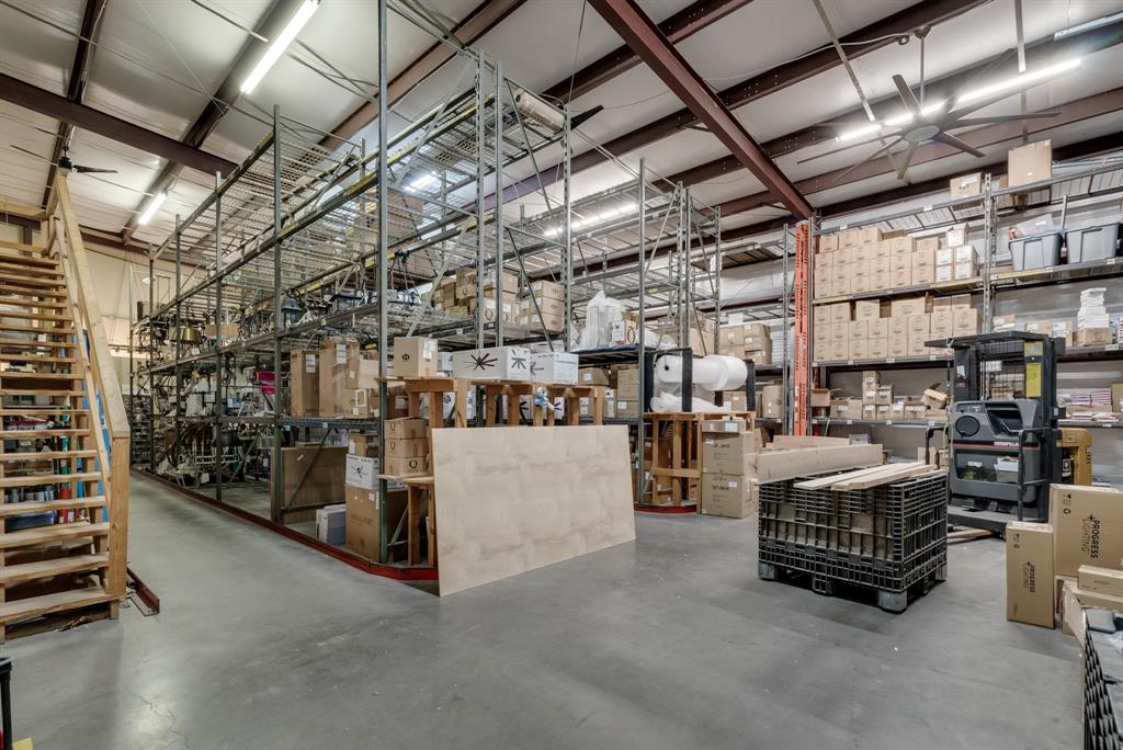 Highland Park - Commercial Sale