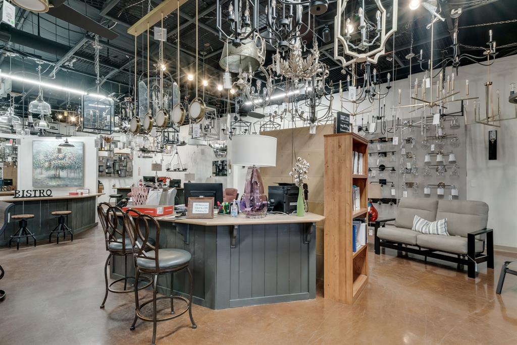 Highland Park - Commercial Sale