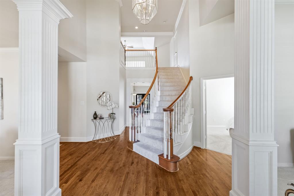 2412 Mesa Oak Trail