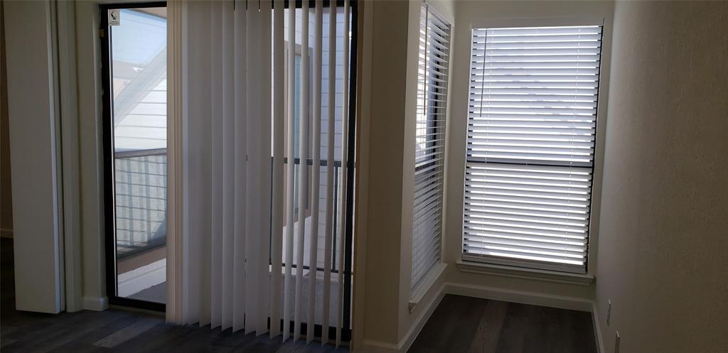 Arlington Oaks Condo - Residential