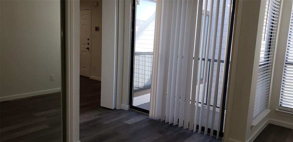 Arlington Oaks Condo - Residential