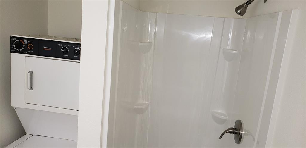 Arlington Oaks Condo - Residential