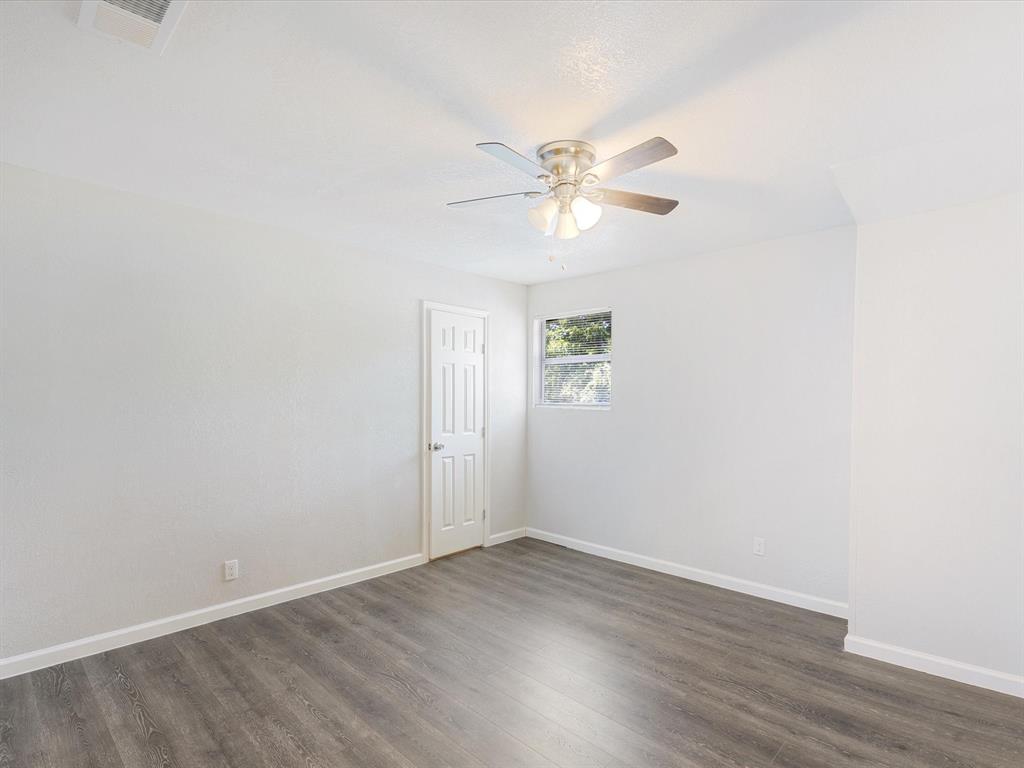 Deerpath Village 03 - Residential