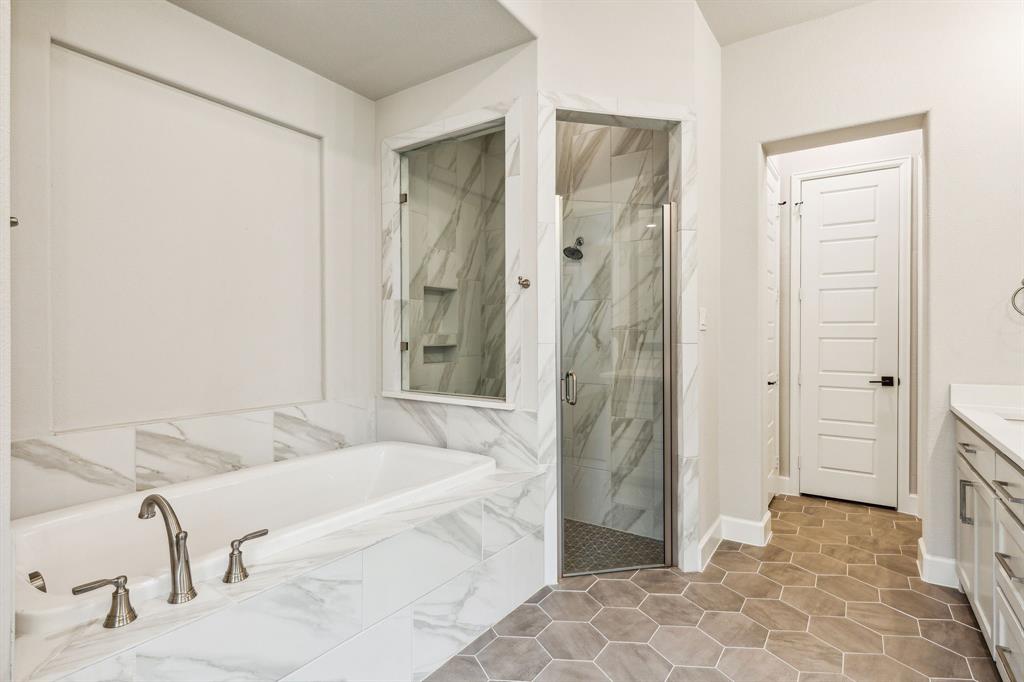 Mustang Lakes - Residential Lease