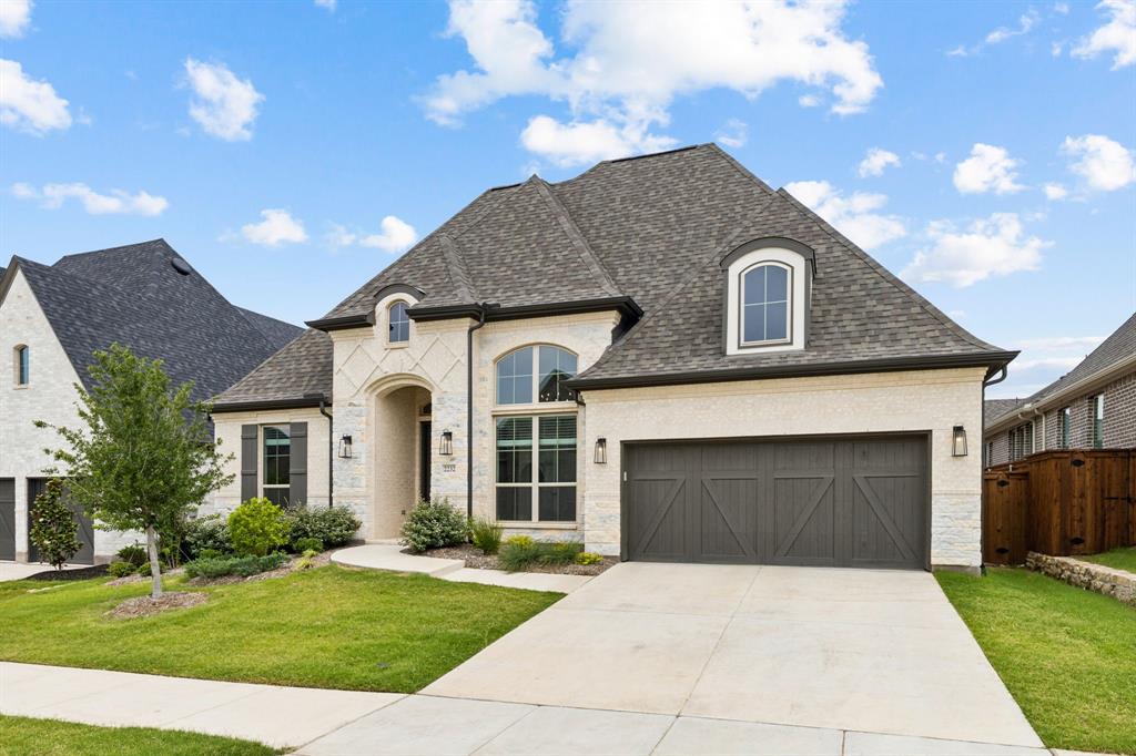 2232 Grey September Street