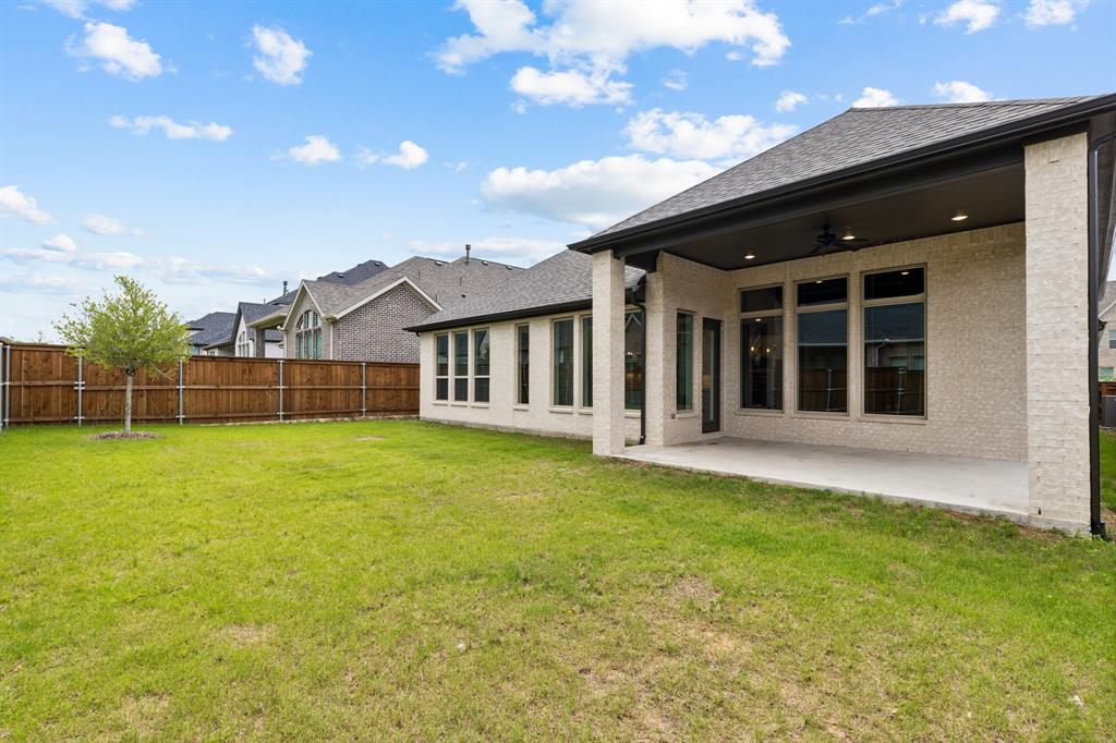 Mustang Lakes - Residential Lease