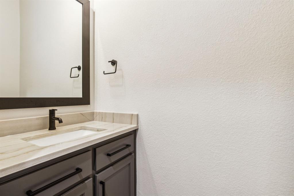 Mustang Lakes - Residential Lease