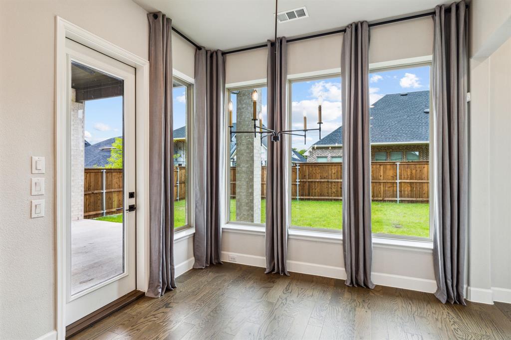 Mustang Lakes - Residential Lease