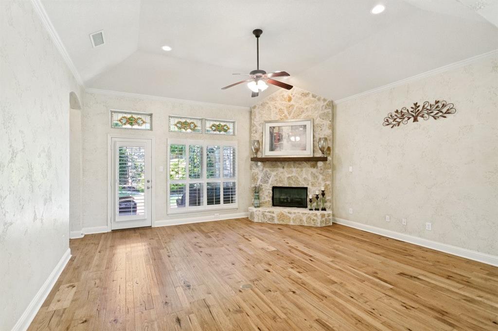 1009 Shoal Creek Court