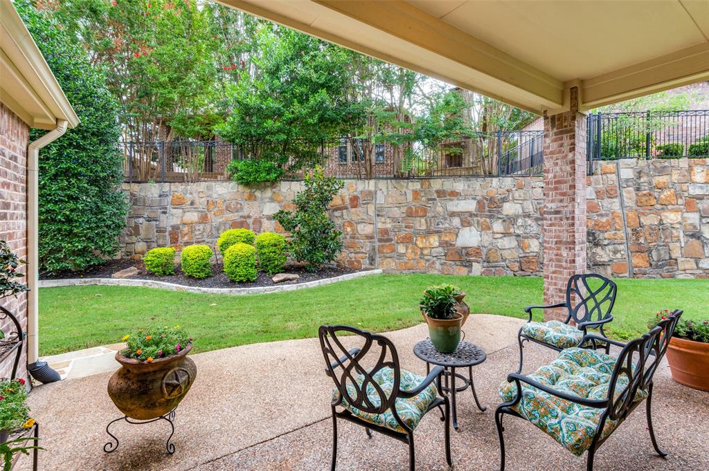 1009 Shoal Creek Court