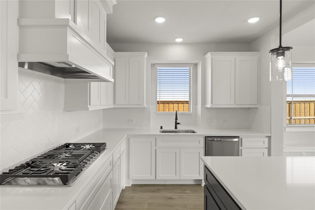 Las Lomas - Residential